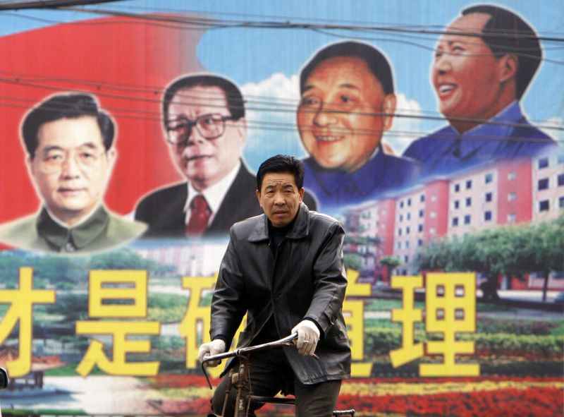 ▲前中國國家主席江澤民11月30日在上海逝世,享耆壽96歲。江澤民是中共第三代領導人,也是「上海幫」之首。(圖/美聯社/達志影像)