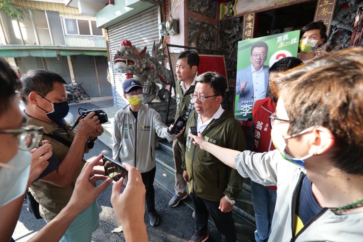 ▲民進黨於1126慘敗，李俊俋持續勤走基層，期盼於1218投票日翻轉嘉義市。（圖／李俊俋辦公室提供）