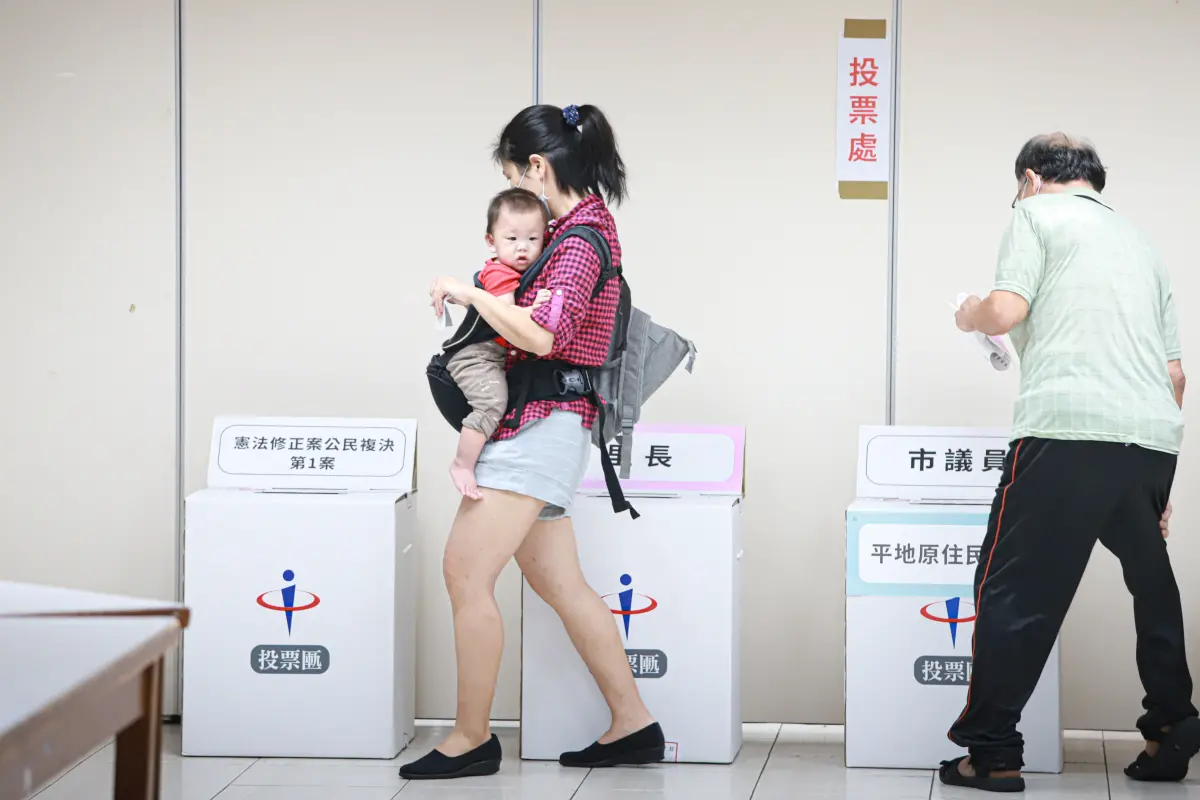 ▲2024總統暨立委大選1月13日投票，投票日是法定休假日，雇主應讓勞工放假1天且工資照給，如果當天要上班，加班費計算公式有2種。（圖／NOWnews資料照）