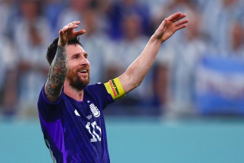 ▲梅西(Lionel Messi)轉戰美國MLS邁阿密國際隊,帶來驚人的周邊效益, ▲梅西(Lionel Messi)轉戰美國MLS邁阿密國際隊,帶來驚人的周邊效益,球隊IG粉絲數突破600萬,成長超過6倍。(圖/美聯社/達志影像)