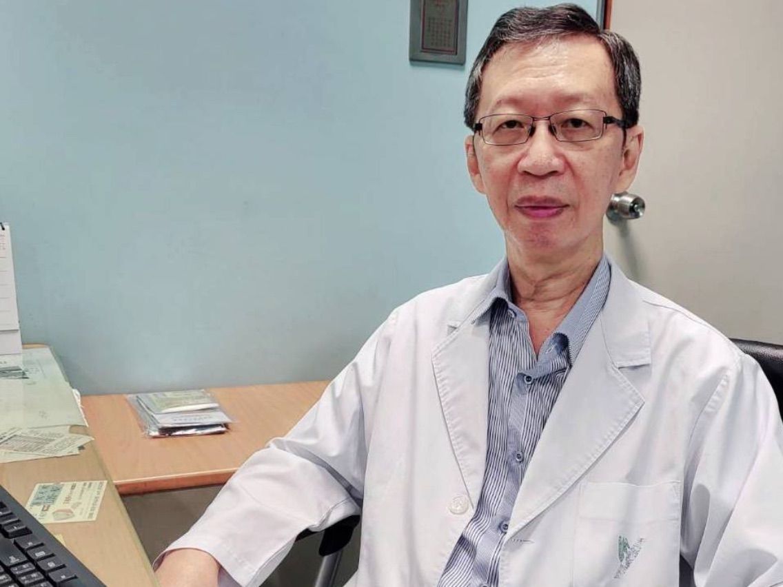 ▲手肘彎曲超過90度的姿勢或動作在長時間、反覆性的情況下，容易引起神經性病變。（圖／阮綜合醫院提供）