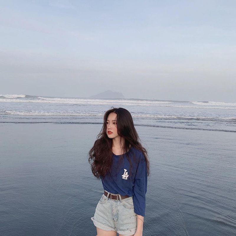 ▲陳紫渝的IG公布了許多有別於粉專的生活感美照。（圖／Instagram：zihhuuc）&nbsp;