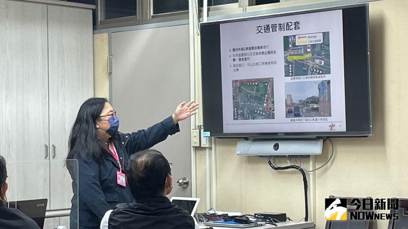 ▲台北市交通局2日召開記者會，宣布14日起忠孝西路夜間開放機車通行。（圖／記者丁上程攝，2022.12.02）