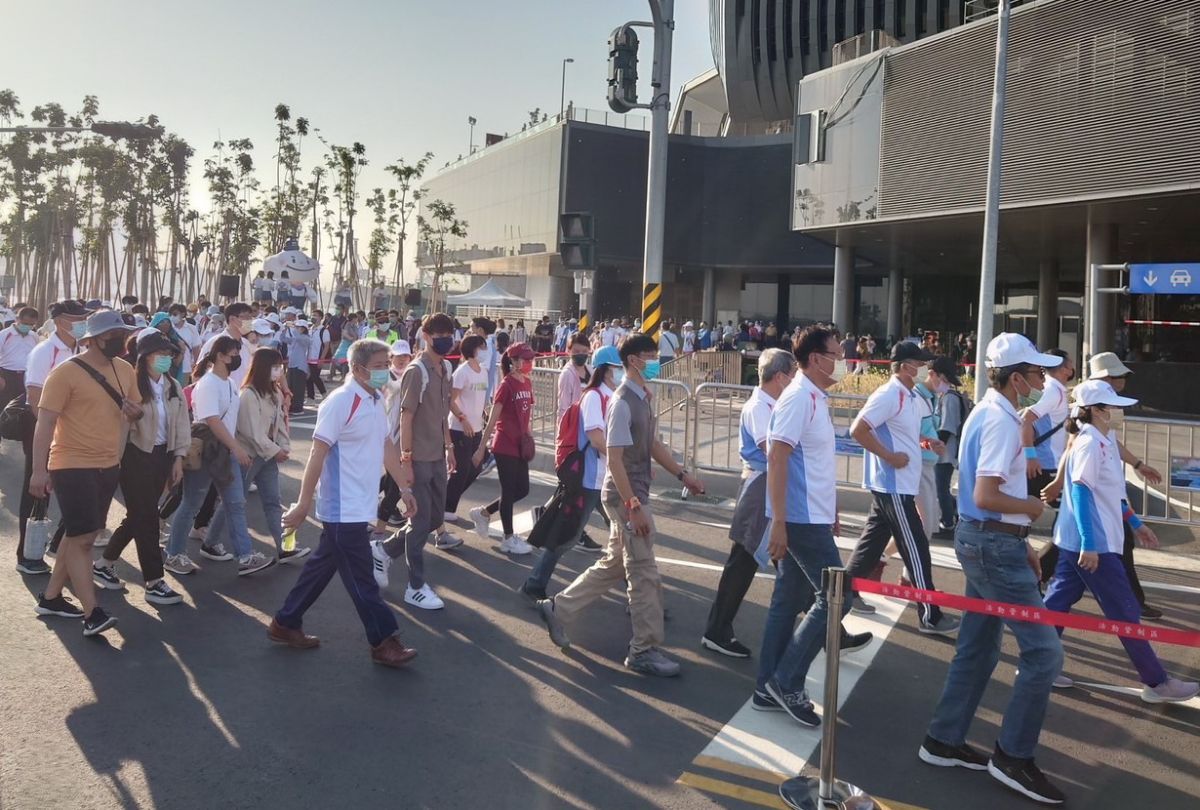 ▲台灣港務公司高雄港務分公司舉辦家庭日結合2022魅力啟動、心傳承路跑活動。(圖／記者黃守作攝，2022.12.03)