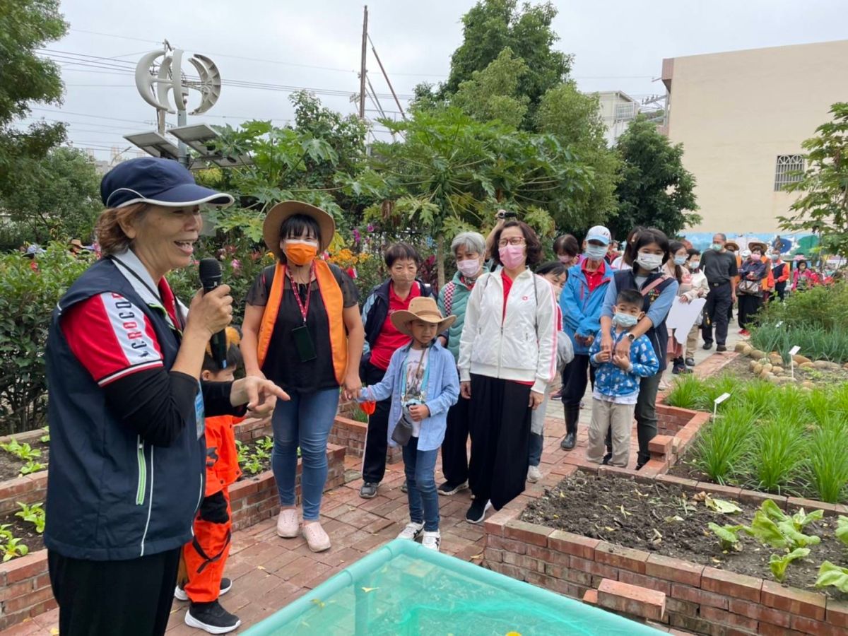 ▲台中市政府推廣「城食森林」，鼓勵學校社區廣植蔬菜，   6年有成，今日舉辦成果發表會。（圖／市府提供）