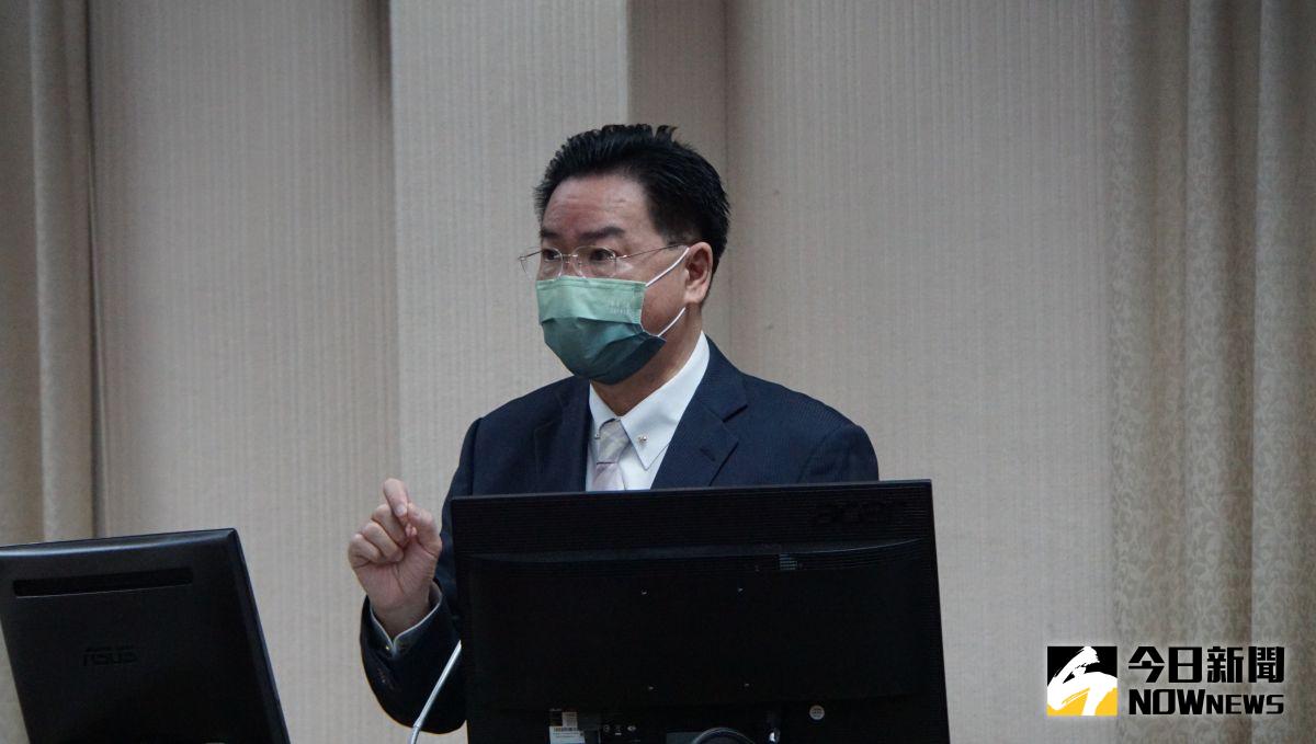 ▲外界關注台積電赴美設廠遭受壓力，外交部長吳釗燮表示，沒有秘密協議與去台化。（圖／記者呂炯昌攝，2022.12.05）