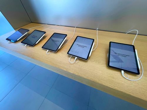 最強平板出爐了!台灣人狂買「這一代iPad」:萬元入手、看劇超爽