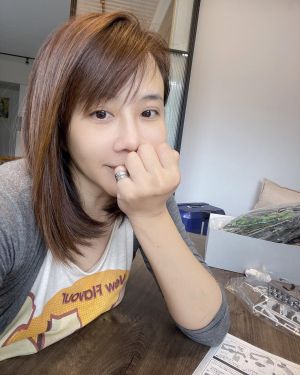 ▲▼廖科溢(上圖)二婚秦綾謙。(圖/翻攝自廖科溢、秦綾謙臉書) ▲▼廖科溢(上圖)二婚秦綾謙。(圖/翻攝自廖科溢、秦綾謙臉書)
