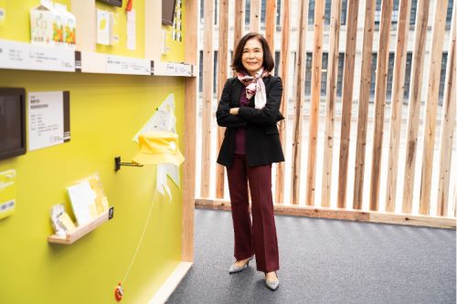 不敵藍圍剿！廣告女王批「萬安除三害」道歉了　急刪文關帳退場