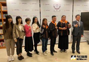 蔡文貴 槍擊要犯 更生人 ▲更生人蔡文貴在法務部表演變臉並分享心路歷程(圖/記者潘千詩攝,2022.12.07)