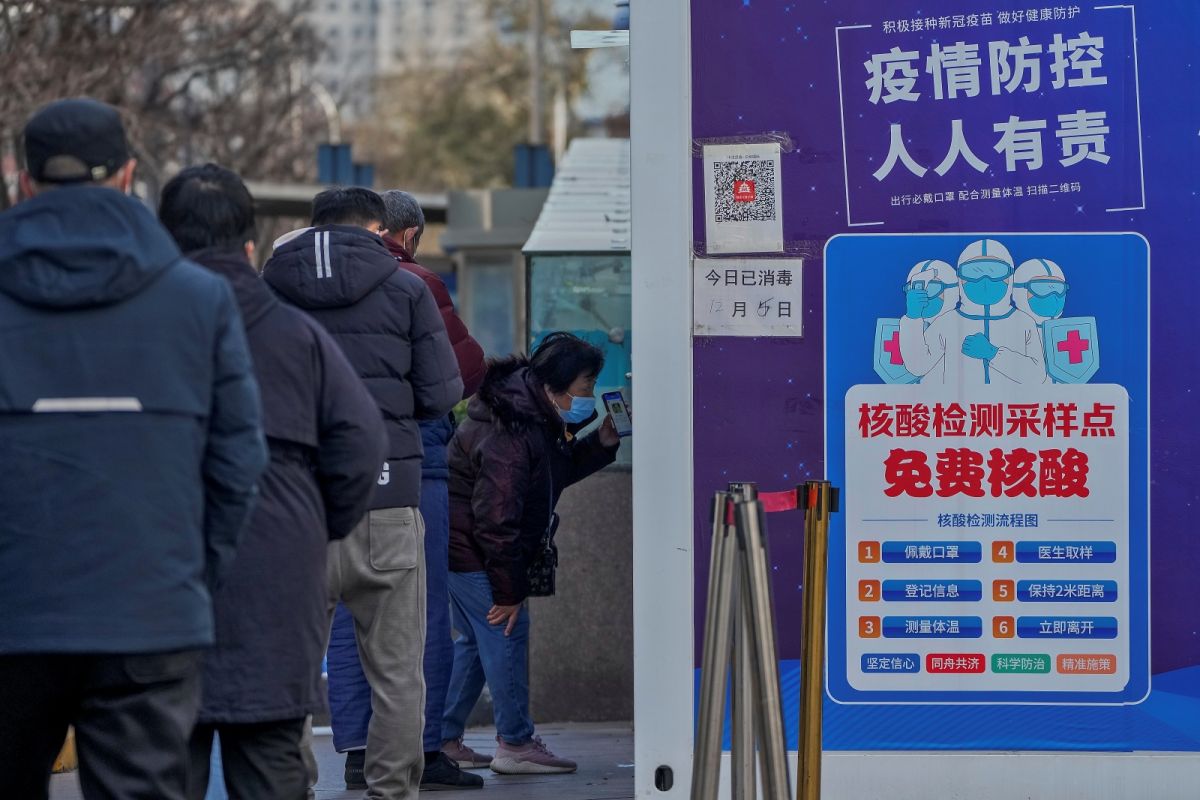 ▲中國官方7日雖然公布新的優化落實防疫10條措施（簡稱新10條），但各地封控、放鬆的情況仍然不一致。資料照。（圖／美聯社／達志影像）