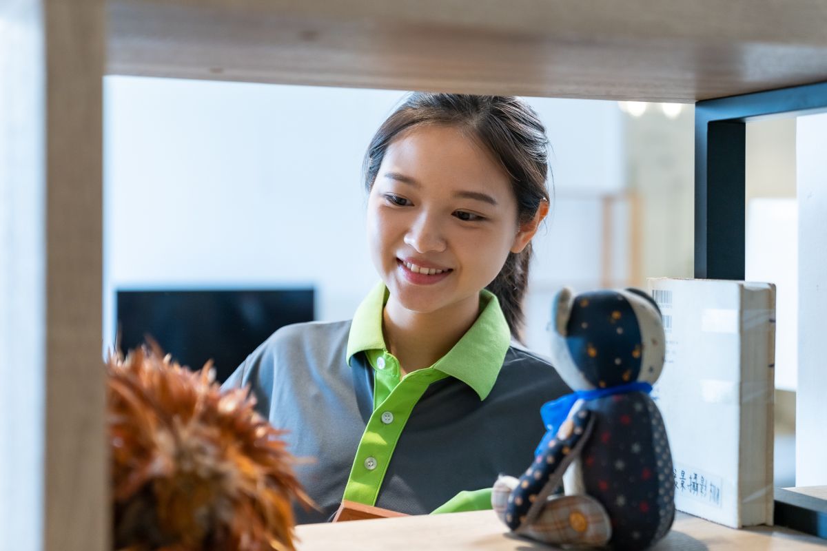 ▲信義居家建議針對各空間使用習慣，重新檢視物品丟棄與否及放置位置，減少不必要的囤積也可讓後續清潔效果更佳。（圖／信義居家）