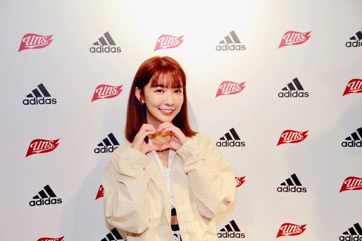 ▲「樂天女孩」雅涵出席運動品牌活動，擔任一日店長。（圖／優尼聖提供）