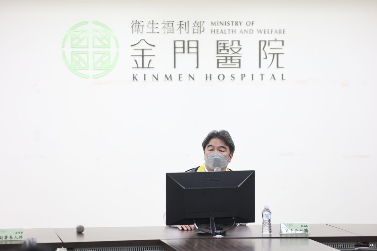 ▲指揮中心指揮官王必勝於昨（12）日及今日上午前往金門地區與金門縣長楊鎮浯研商未來小三通開放防疫需求與整備規劃，並實地視察入境檢疫與流程。（圖／指揮中心提供）