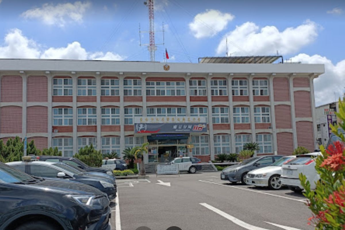 ▲台南地檢署偵辦台南市議會正副議長選舉涉嫌賄選案，7日向法院聲押台南市議員李文俊未獲准，提起抗告後台南高分院發回台南地方法院更裁，台南地院今天裁定羈押禁見。（圖／翻攝自Google Map）