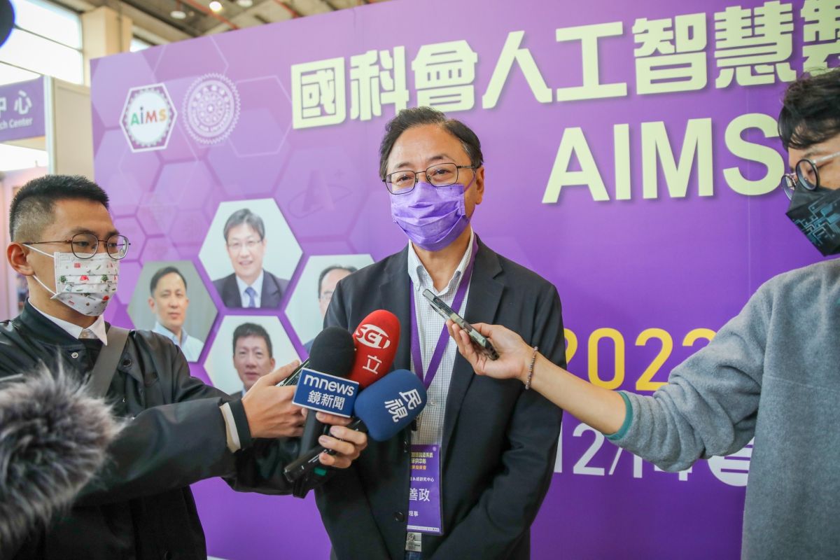 ▲針對桃園市府新人事問題，坊間不斷傳出朱立倫主席和舊桃園縣府人馬積極卡位，張善政說，完全沒有，所有人事徵詢都是他自己在主導。（圖／張善政辦公室提供）