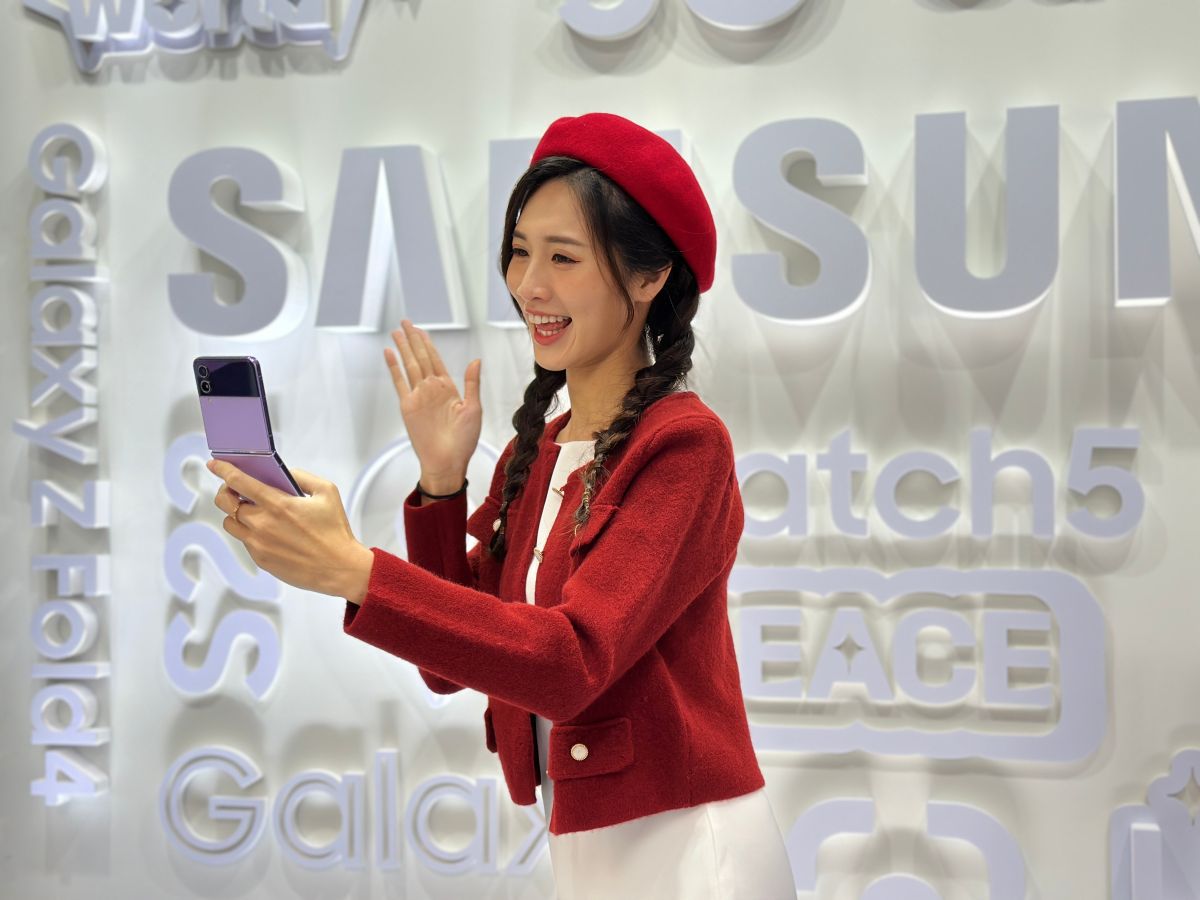 ▲三星結合2023臺北最High新年城跨年活動，設置兩大網美打卡點進駐信義商圈，同時12/24聖誕夜還將邀請人氣男團FEniX遊行開唱。(圖／記者周淑萍攝)