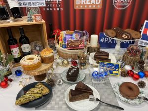 全聯自2018年開始每到年底皆推出巧克力季,今年首波推出常銷巧克力甜點、麵包,業績已達550萬元。(圖/記者鍾怡婷攝) ▲全聯自2018年開始每到年底皆推出巧克力季,今年首波推出常銷巧克力甜點、麵包,業績已達550萬元。(圖/記者鍾怡婷攝)