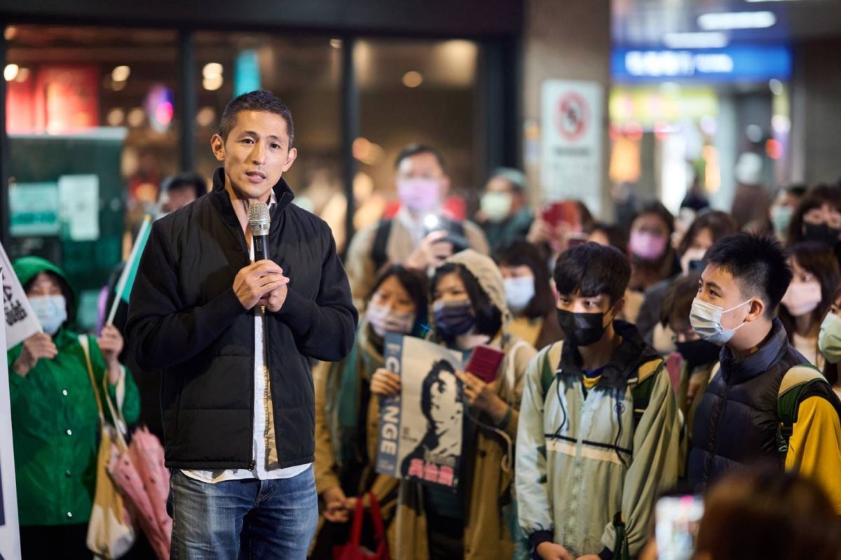 ▲吳怡農聲稱，自己做的努力是為了避免戰爭，因此「票投民進黨，不會有戰場」。（圖／翻攝自吳怡農臉書）