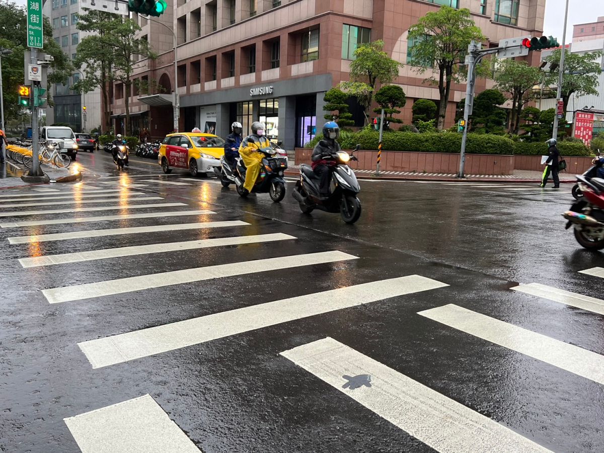 ▲本週將有鋒面通過帶來春雨，中南部水情有望解解渴。（圖／記者張志浩攝）