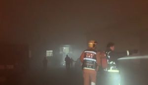 林口工廠火警！現場濃煙密佈　警消出動25車灌救
