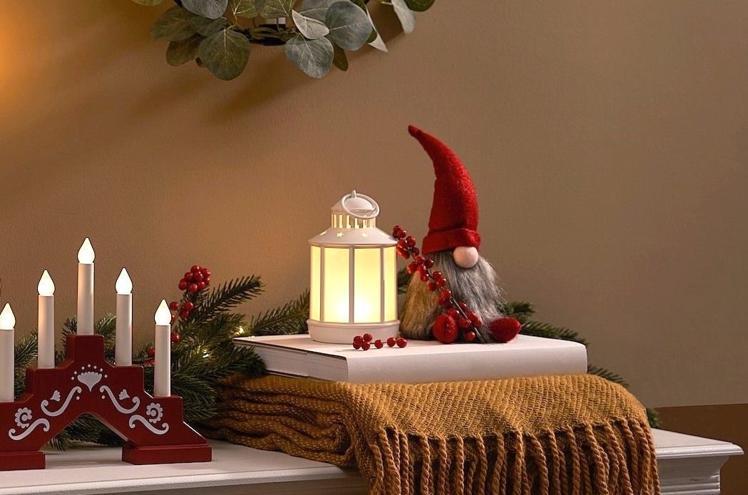 ▲聖誕節將至，不少家居品牌已在倒數時刻給出優惠，IKEA聖誕商品即日起至12/28下殺3折起、最低只要11元，「百元有找」划算品項清單全曝光；美式設計Crate and Barrel即日起至12/25，聖誕商品全面於線上和實體門市也歡慶6折。（圖／翻攝自IKEA官網）