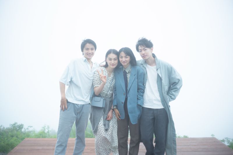 ▲木戶大聖（左起）、木莉可子、滿島光、佐藤健主演《First Love 初戀》好評不斷。（圖／Netflix）