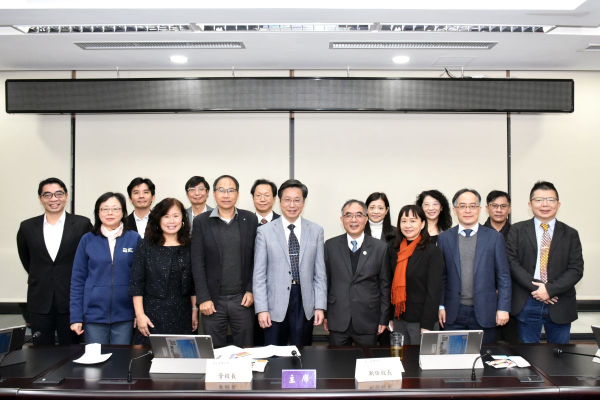 ▲台大新校長陳文章明年1月8日上任，新行政團隊今（19）日亮相。（圖／台大提供）