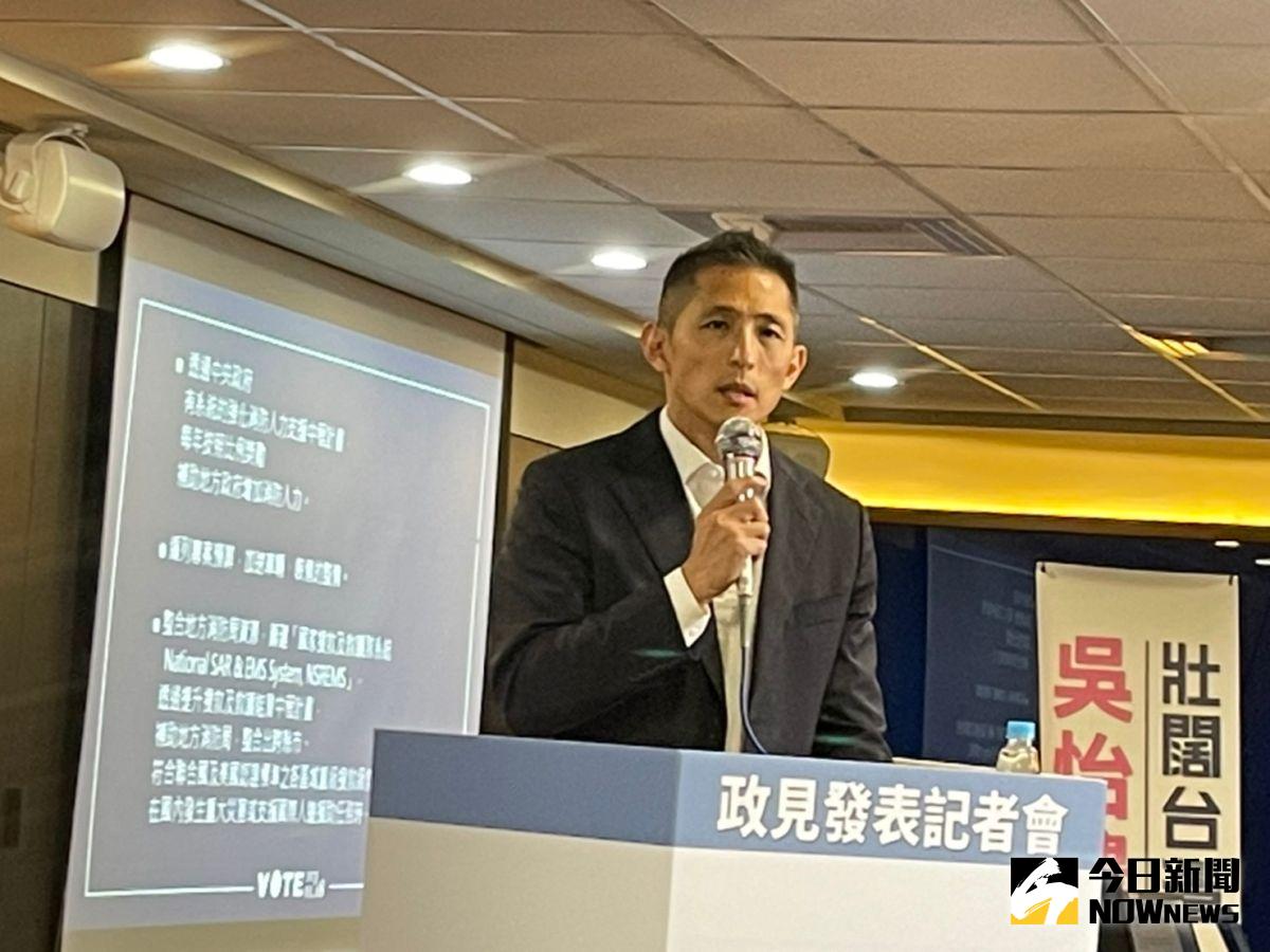 ▲林鶴明表示吳怡農選務上軌道，民調正向發展，反觀王鴻薇受到林奕華延後就職被波及。（圖／記者黃宣尹攝）