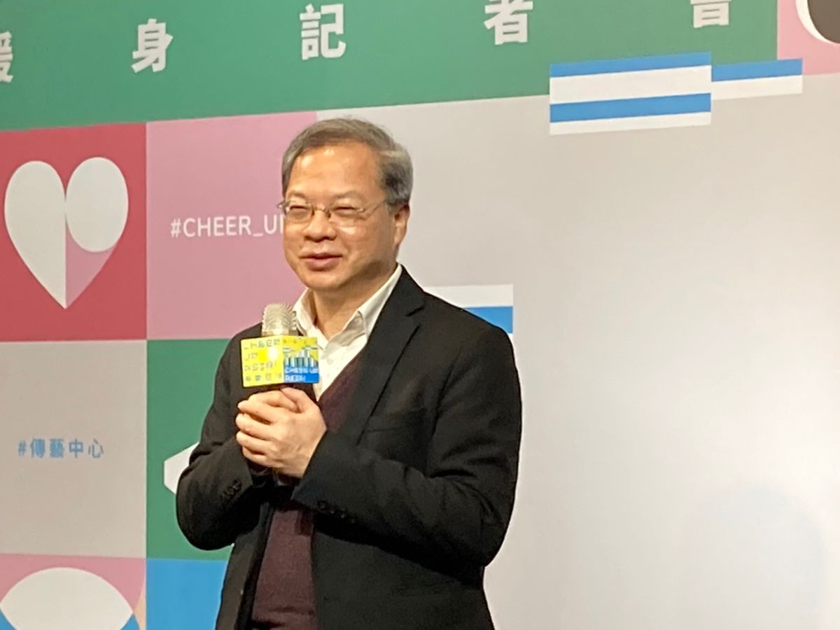 ▲媒體好奇，政府會以什麼政策對抗經濟不景氣？龔明鑫今（20）日受訪表示，明年會將能量聚焦在「內需成長動能的保溫」。（圖／記者鄭妤安攝影）