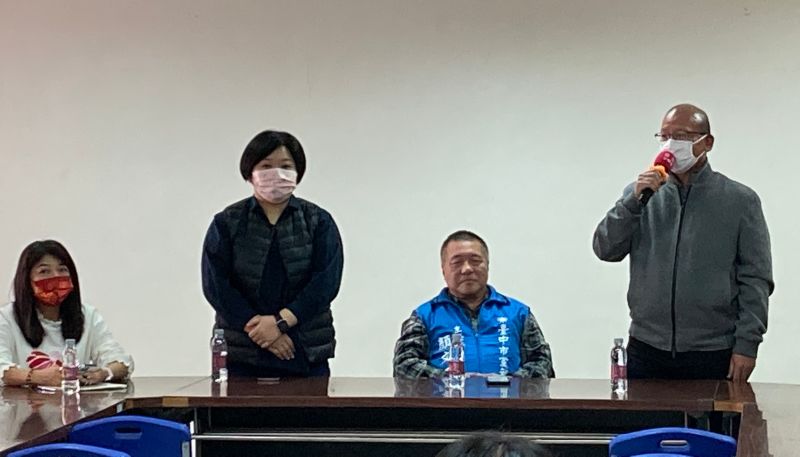 ▲國民黨今核定提名台中市議長張清照（右一）、副議長顏莉敏競選連任。（圖／國民黨台中市黨部提供，2022.12.21）