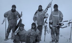 ▲紀錄片《無邊》台灣第一支南極探險隊，循著由羅伯特領軍的英國冒險隊路線前進。（圖／後場音像紀錄工作室提供）