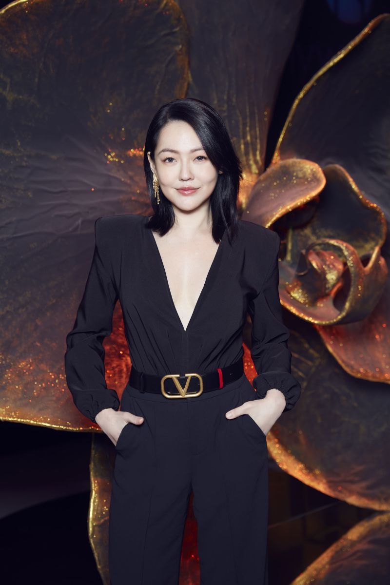 ▲44歲女星小S擁有精緻小巧臉蛋、窈窕身材。(圖/台視提供)