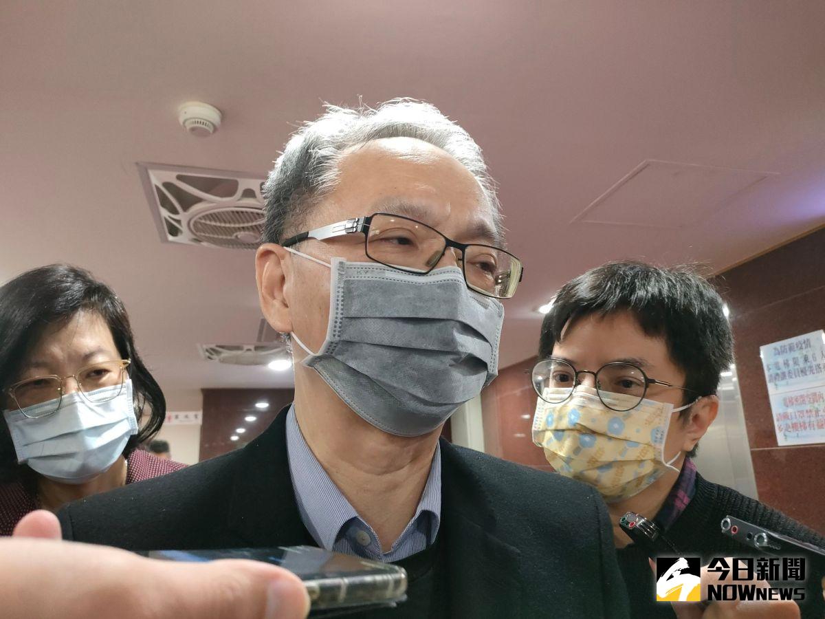 ▲衛福部長薛瑞元今天表示，有規劃本週親自南下視察疫情。（圖／記者許若茵攝）