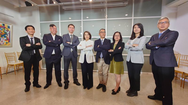 ▲準屏東縣長周春米今（22）日率小內閣團隊公開亮相。（圖／記者鄭婷襄攝，2022.12.23）