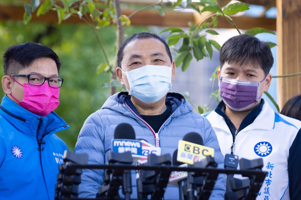 ▲對於傳出監察院針對恩恩案糾正新北市府，侯友宜受訪表示看到糾正文再做詳細報告。（圖 ／記者吳嘉億攝，2022.12.24）