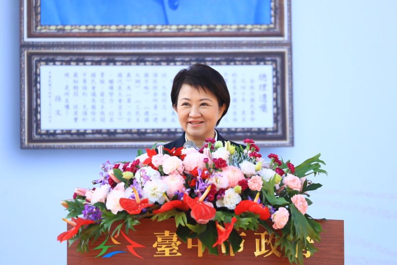 ▲連任市長盧秀燕宣誓就職強調，全體台中市民就是她的家人，未來4年會維持「重市政、輕政治」(圖／新聞局提供2022.12.25)
