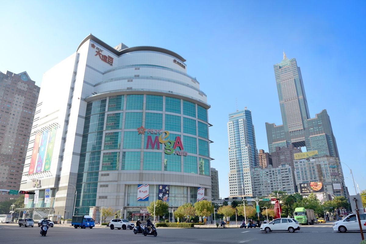 ▲112年高市最高地價區段仍由大遠百百貨公司連續蟬聯第10年。（圖／高市府地政局提供）