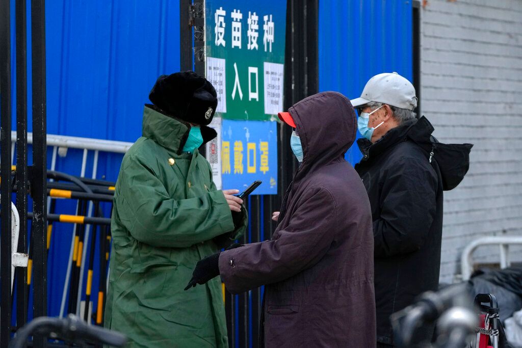 ▲不少中國民眾寧可付大把鈔票，也要到港澳接種疫苗。（圖／美聯社／達志影像）