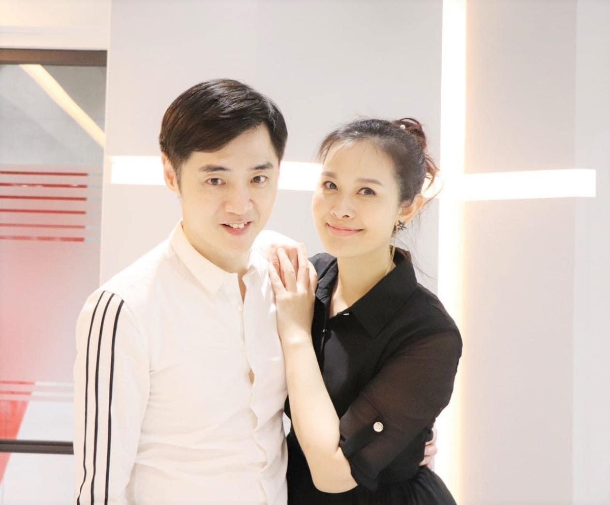 ▲宋逸民及老婆陳維齡去年受訪時透露，砸了6000萬買下89坪辦公室替教會擴堂。（圖／翻攝自宋逸民臉書）