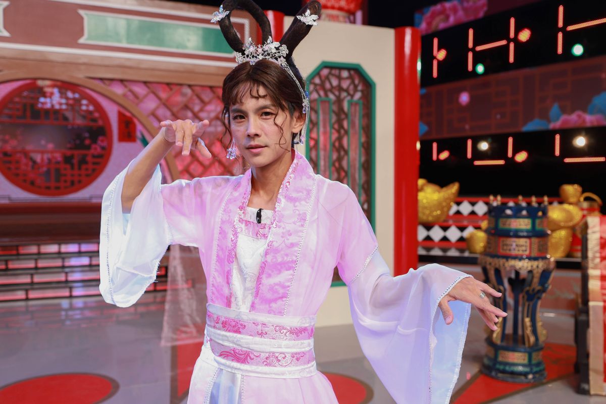 ▲阿翔男扮女裝變嫦娥。（圖／民視提供）