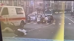 救護車鳴笛值勤！路口攔腰遭衝撞　男騎士臉部骨折陷昏迷
