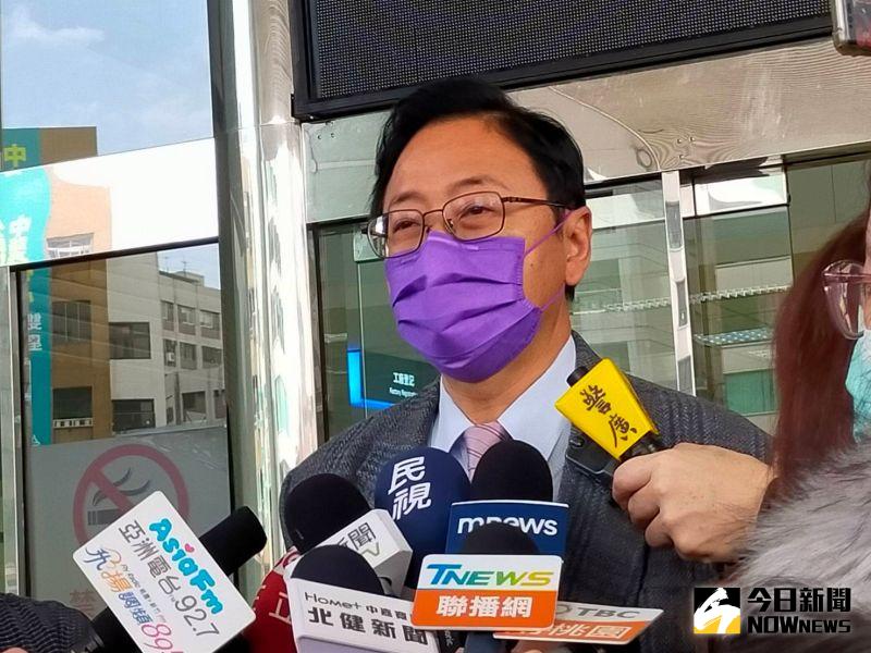 ▲張善政希望未來市府團隊除了要做到「熱誠、效率、操守、能力」等原則之外，在領導風格上也能以互相幫忙、合作的風範，不要用威權式的領導給屬下壓力。（圖／記者李春台攝，2022.12.28）