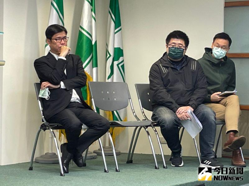 ▲陳其邁等人今日舉行記者會，向各界說明選後民進黨檢討報告內容。（圖／記者黃宣尹攝，2022.12.28）