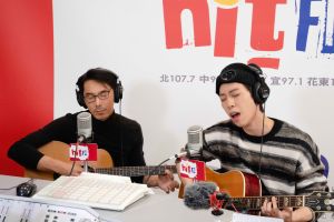 ▲李李仁、李晉瑋上電台宣傳歌曲《不在乎》。（圖／Hit Fm聯播網提供）