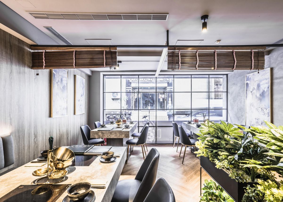 ▲火鍋店業者發文透露，原本餐廳位置在聖誕節都被訂滿，當天卻有9組客人臨時取消訂位，讓業者感到相當無奈。（圖／翻攝自臉書粉專「澳門贏到足-卜卜蜆專門店 忠孝店」）