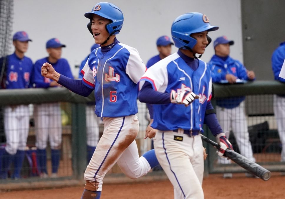 ▲台中中山力克桃園新民奪隊史首冠。官方提供