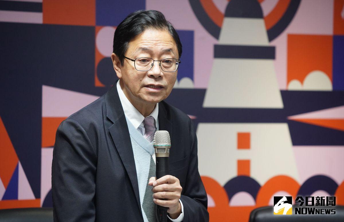 ▲張善政持續兌現選前承諾，有關「五歲幼兒免學費」及「不分公私立國中小全面免費營養午餐」兩政策，將自111學年度第2學期起實施。（圖／記者李春台攝，2022.12.30）