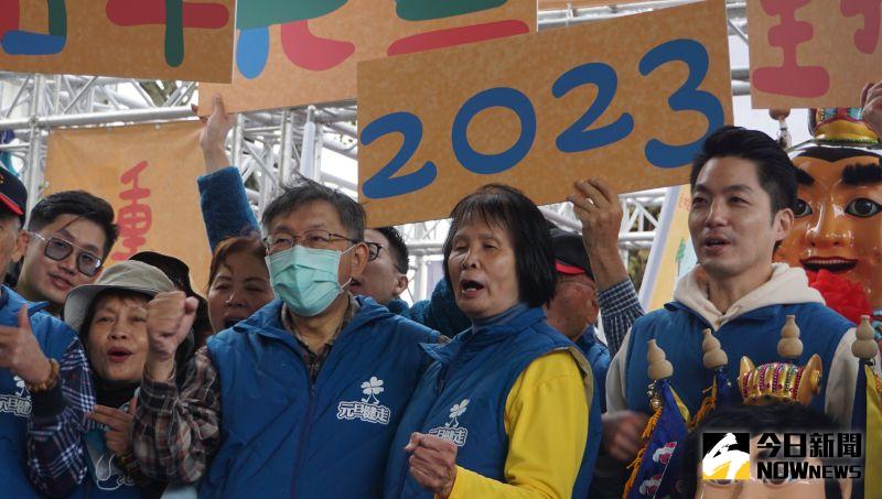 ▲前台北市長柯文哲與台北市長蔣萬安一同出席2023元旦健走活動。(圖/記者呂炯昌攝,2023.1.1)