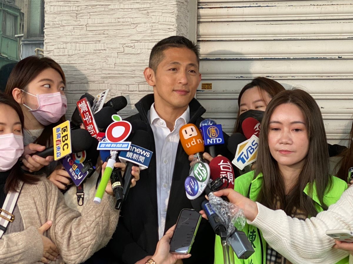 ▲吳怡農選情之夜安排紙風車劇團表演，邀請大小朋友前來享受溫馨與歡笑。（圖／記者陳威叡攝，2023.01.02）